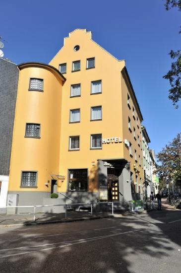 Hotel Bergischer Hof Ratingen Exterior photo